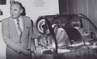 Hans von Ohain vedle repliky proudového motoru své konstrukce He S 3B